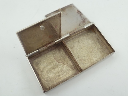 TWO SILVER STAMP HOLDERS of double form, one manufactured as an envelope, together with AN EDWARDIAN - Bild 6 aus 8