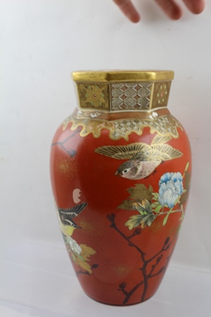 A PAIR OF JAPANESE SATSUMA POTTERY VASES of orange red ground, painted and gilded with birds midst - Image 4 of 7