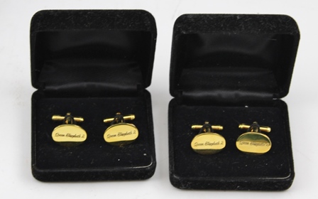 A COLLECTION OF COMMEMORATIVE MEDALLIONS mainly relating to QE II Cunard Liner including; a set of - Image 5 of 7
