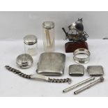 A COLLECTION OF SMALL SILVER ITEMS, includes two vesta cases, a cigarette case, a pill box, napkin