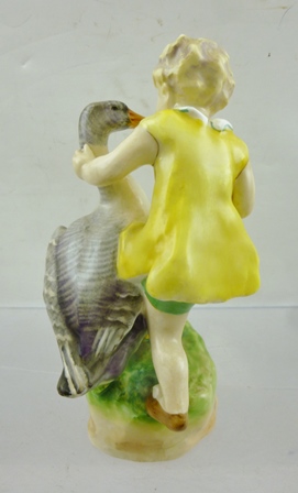 A ROYAL WORCESTER BONE CHINA FIGURE "Goosie Goosie Gander", 3304, 14.5cm high - Image 2 of 3