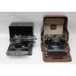 AN ORIGINAL "HAMMOND" AMERICAN MADE MULTIPLEX TYPEWRITER in original wooden case, together with a