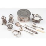 A lot to include a silver lidded trinket jar, hallmarked Birmingham 1906, together with various