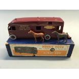 Dinky 581 horse box, in box. (NO CONDITION REPORT, VIEWING OF LOT ADVISED.)