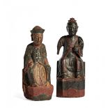 DUE FIGURE SEDUTE ALLA MANIERA OCCIDENTALE Cina, dinastia Qing, XIX secolo - TWO FIGURES SEATED IN