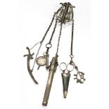 CHATELAINE IN ARGENTO E METALLO ARGENTATO XIX secolo - A SILVER AND SILVER PLATED CHATELAINE 19th