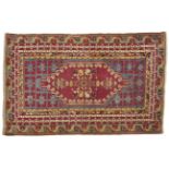 TAPPETO KIRSHEIR - A KIRSHEIR KIZ PRAYER RUG Anatolia centrale, 1880 circa A doppia nicchia (kiz)