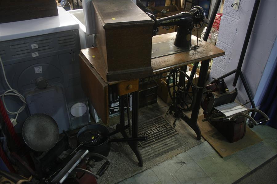 Printing press sewing machine etc. - Image 2 of 2