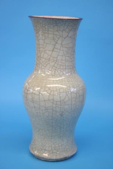 A large Celadon vase, Qianlong type, seal mark to - Image 2 of 10