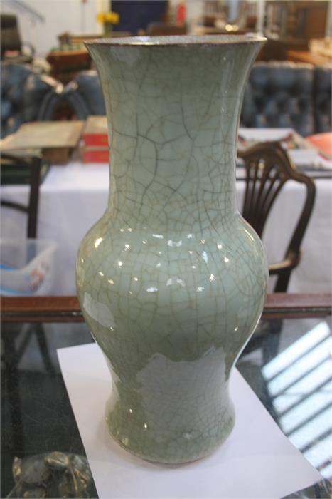 A large Celadon vase, Qianlong type, seal mark to - Image 9 of 10