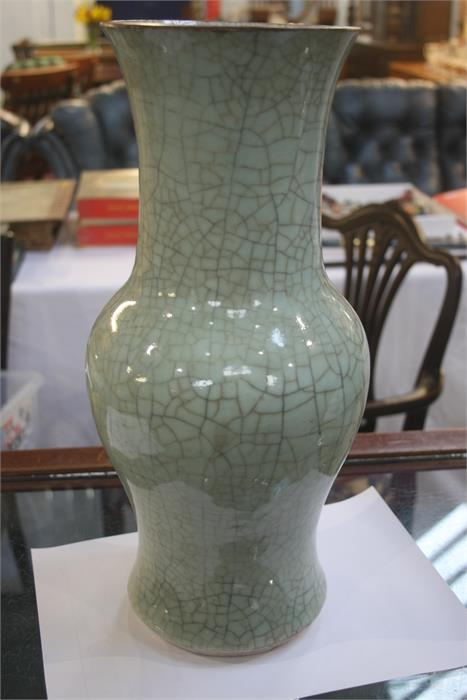 A large Celadon vase, Qianlong type, seal mark to - Image 8 of 10