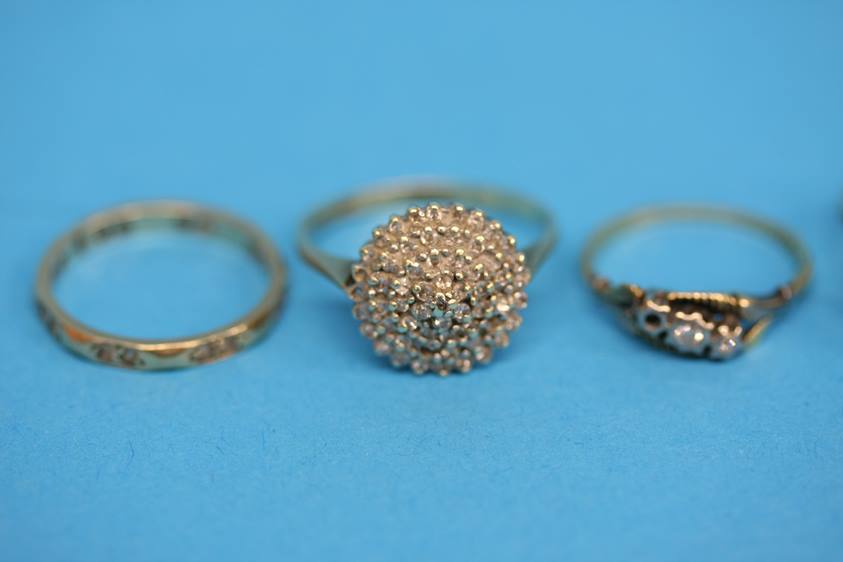 Six various 9ct gold rings - Image 2 of 3