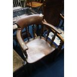 A smokers bow chair