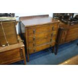 Oak chest of drawers