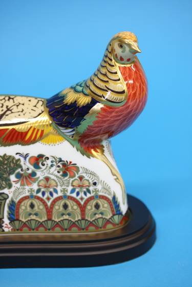A Royal Crown Derby paperweight 'Harrods Pheasant', limited edition 224/300, gold stopper. (boxed) - Image 2 of 6