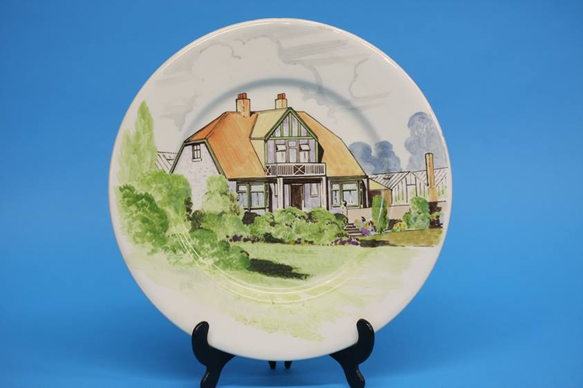 A Kenton Art Pottery plate decorated by Edward Jeffrey on a Maling pottery plate (see example in the