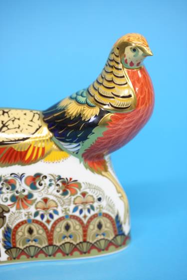 A Royal Crown Derby paperweight 'The 250 Collection Golden Pheasant', gold stopper. (boxed) - Image 2 of 6