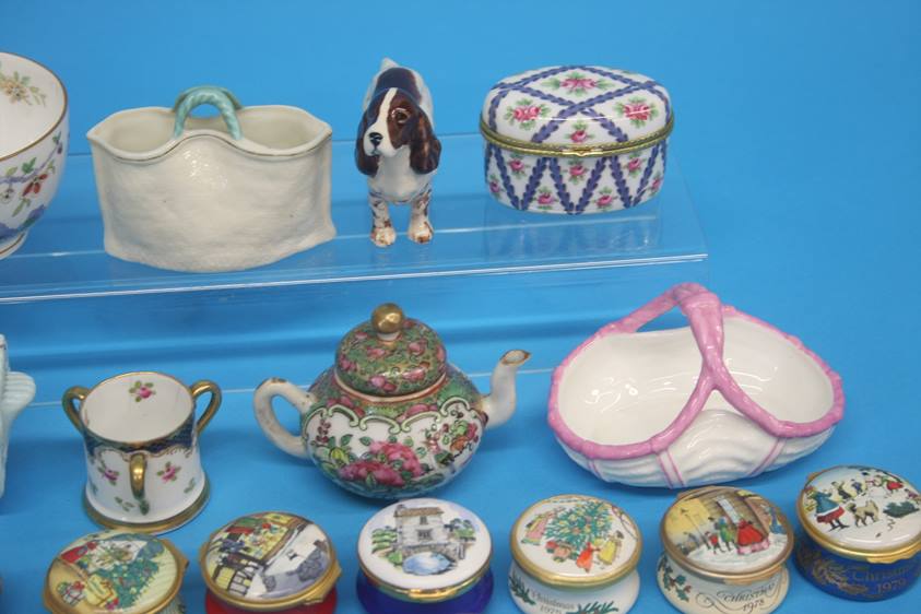 Two small trays containing pill boxes, Worcester bowl, a small Coalport tyg, Beswick dog etc. - Image 5 of 5