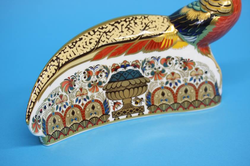 A Royal Crown Derby paperweight 'The 250 Collection Golden Pheasant', gold stopper. (boxed) - Image 3 of 6