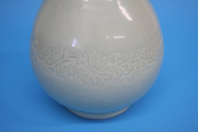 Large Celadon bottle vase, engraved with foliage, seal mark to base, 35cm Height - Image 6 of 18
