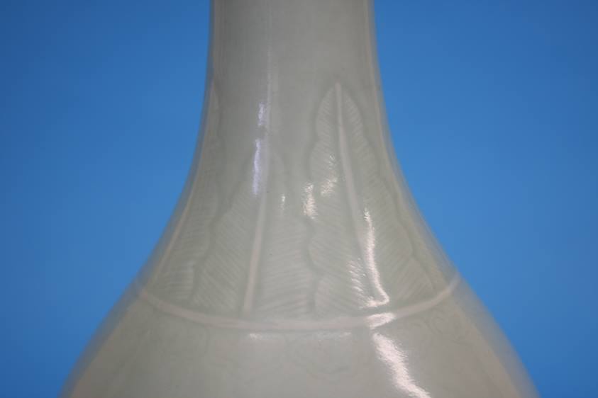 Large Celadon bottle vase, engraved with foliage, seal mark to base, 35cm Height - Image 9 of 18