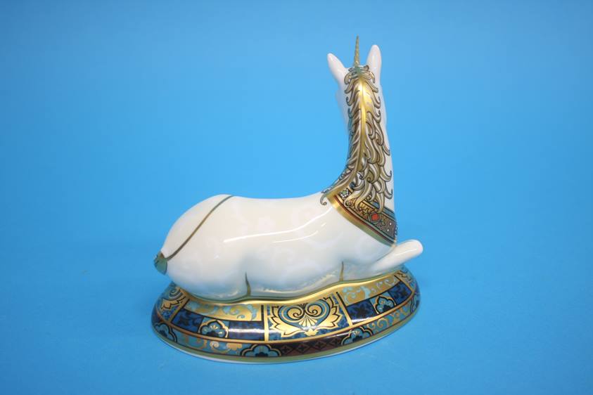 Royal Crown Derby paperweight, Mythical Unicorn, 409/1750, 2005, gold stopper, with box and Royal - Image 3 of 8