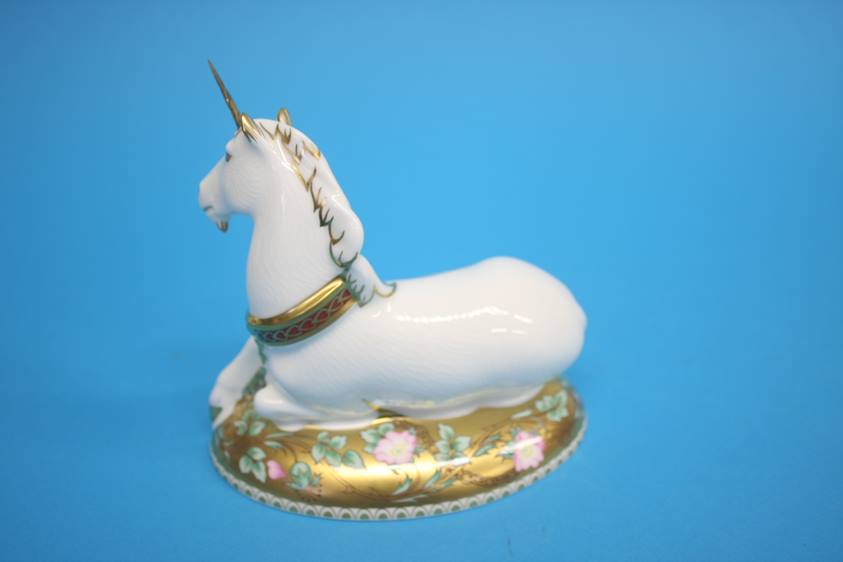 Royal Crown Derby paperweight, Mythical Unicorn, 409/1750, 2005, gold stopper, with box and Royal - Image 6 of 8