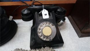 A Bakelite telephone