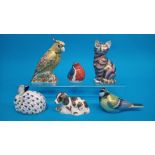 Six Royal Crown Derby paperweights; Sitting cat, Robin, Great tit, Citron cockatoo, Rabbit and