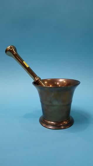 Two brass pestle and mortars - Image 3 of 6