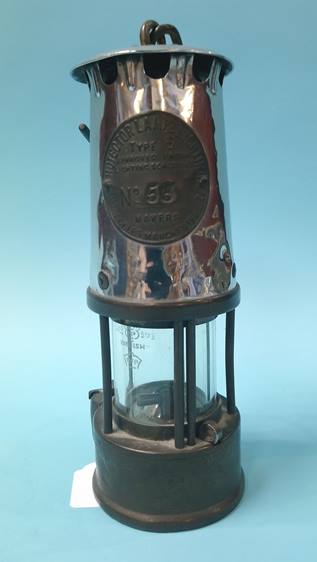 An Eccles projector miners lamp - Image 5 of 8