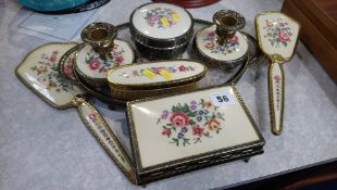 Dressing table set