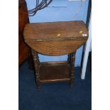 Oak gateleg table