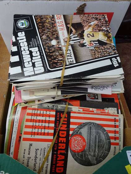 Quantity of football programmes - Image 3 of 3