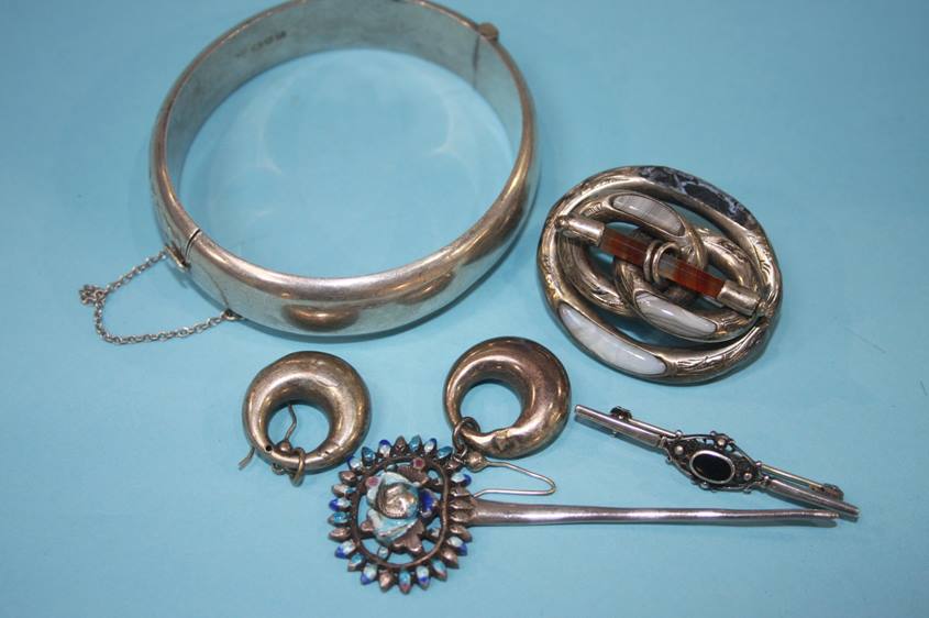 A silver bangle, various Scottish style jewellery - Image 5 of 6