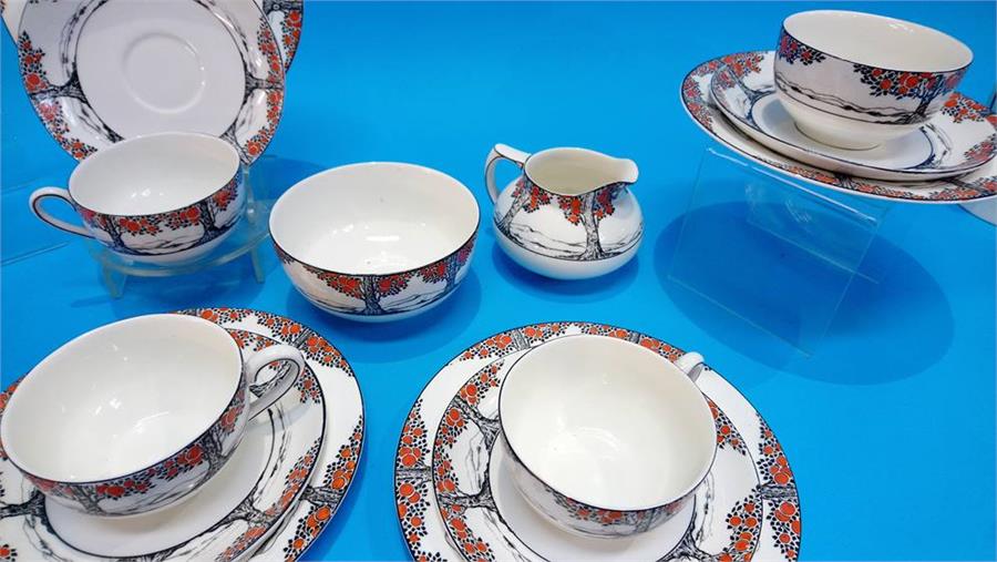 A 21 piece Crown Ducal 'Orange Tree' tea service - Image 4 of 4