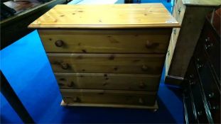 Pine chest of drawers