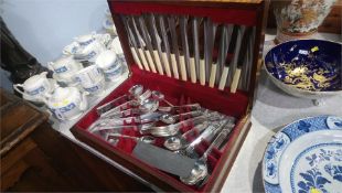 Canteen of cutlery