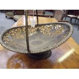 Victorian silver handled fruit bowl, weight 780 gr