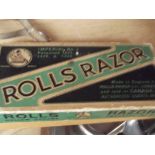 Rolls razor