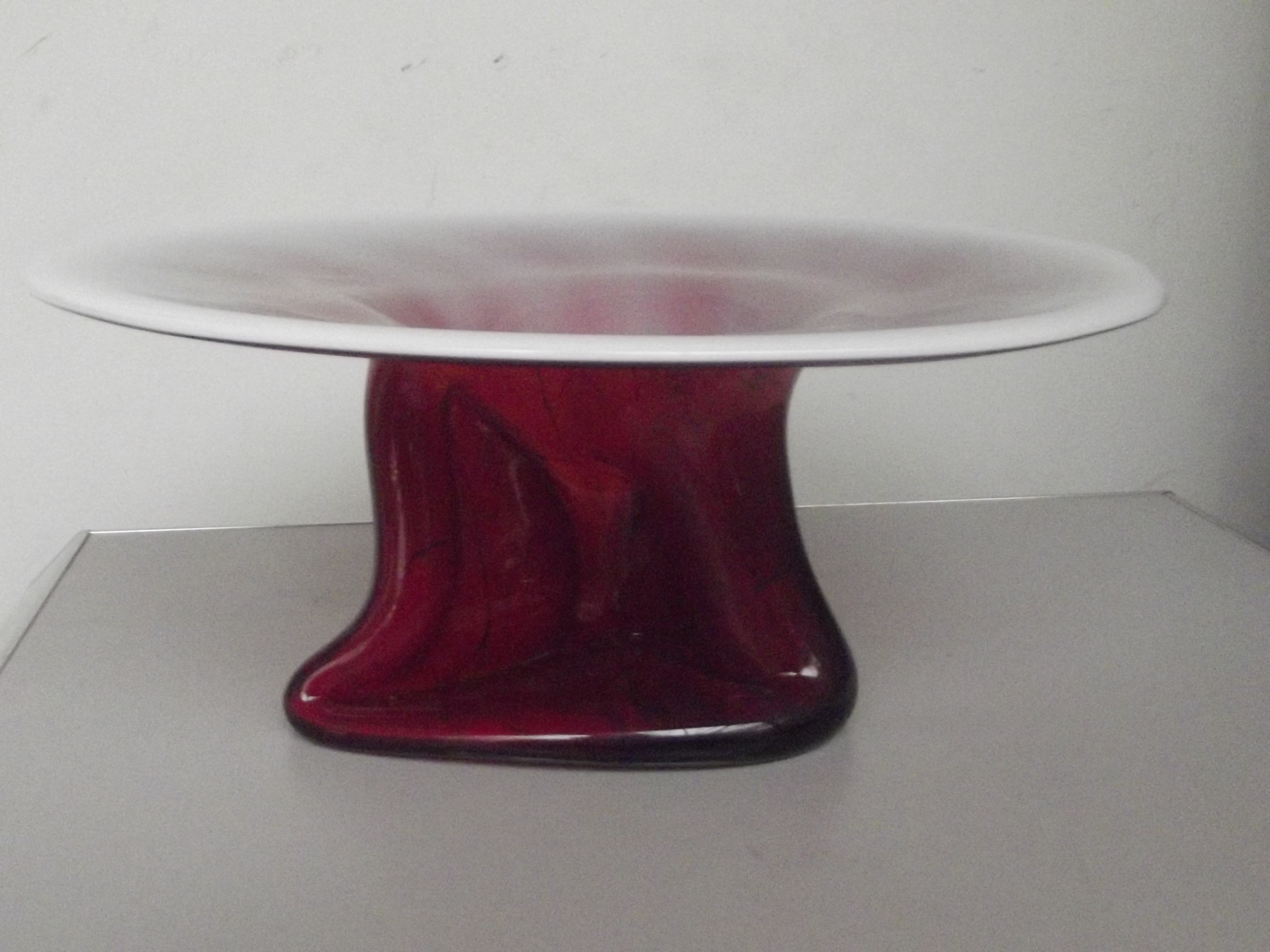 Large art glass bowl, 36 cm diameter
