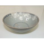 17th century Chinese blue and white bowl with encr