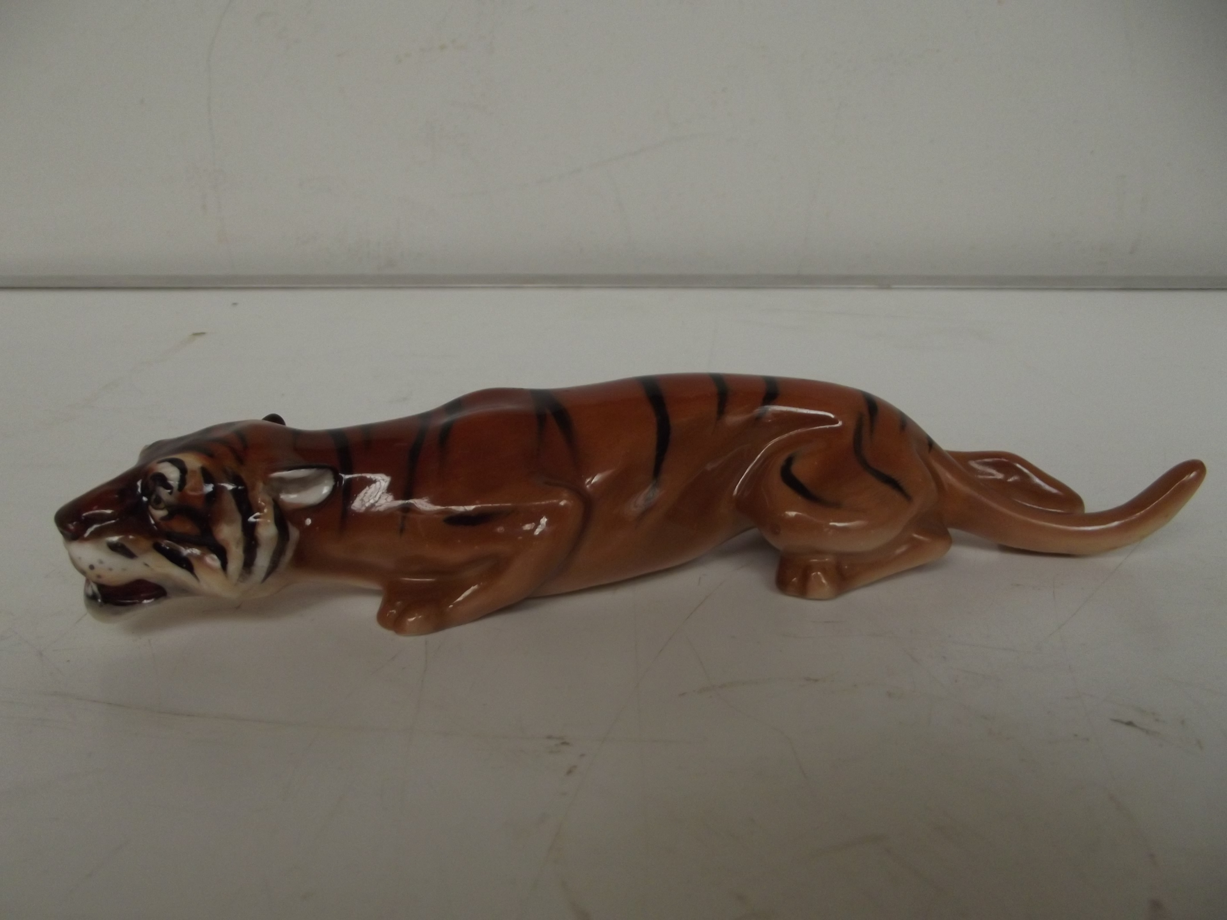 Royal Doulton tiger lying down