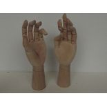 Pair of articulating display hands, maximum height