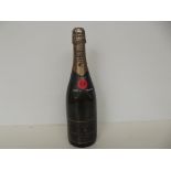 1983 Moet and Chandon Brute Imperial champagne, s