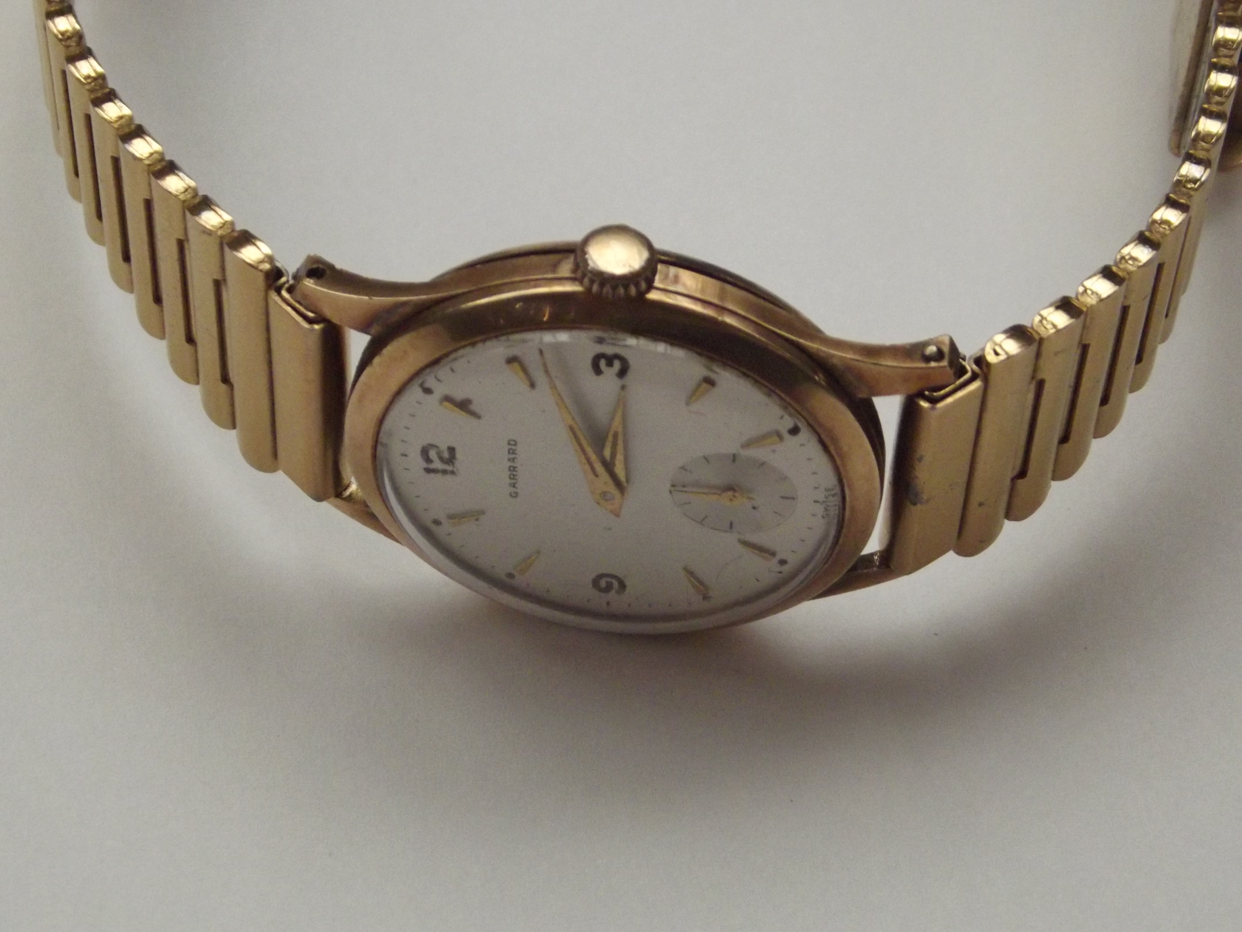 Garrard gents wristwatch 9ct gold case, plated str - Image 2 of 3