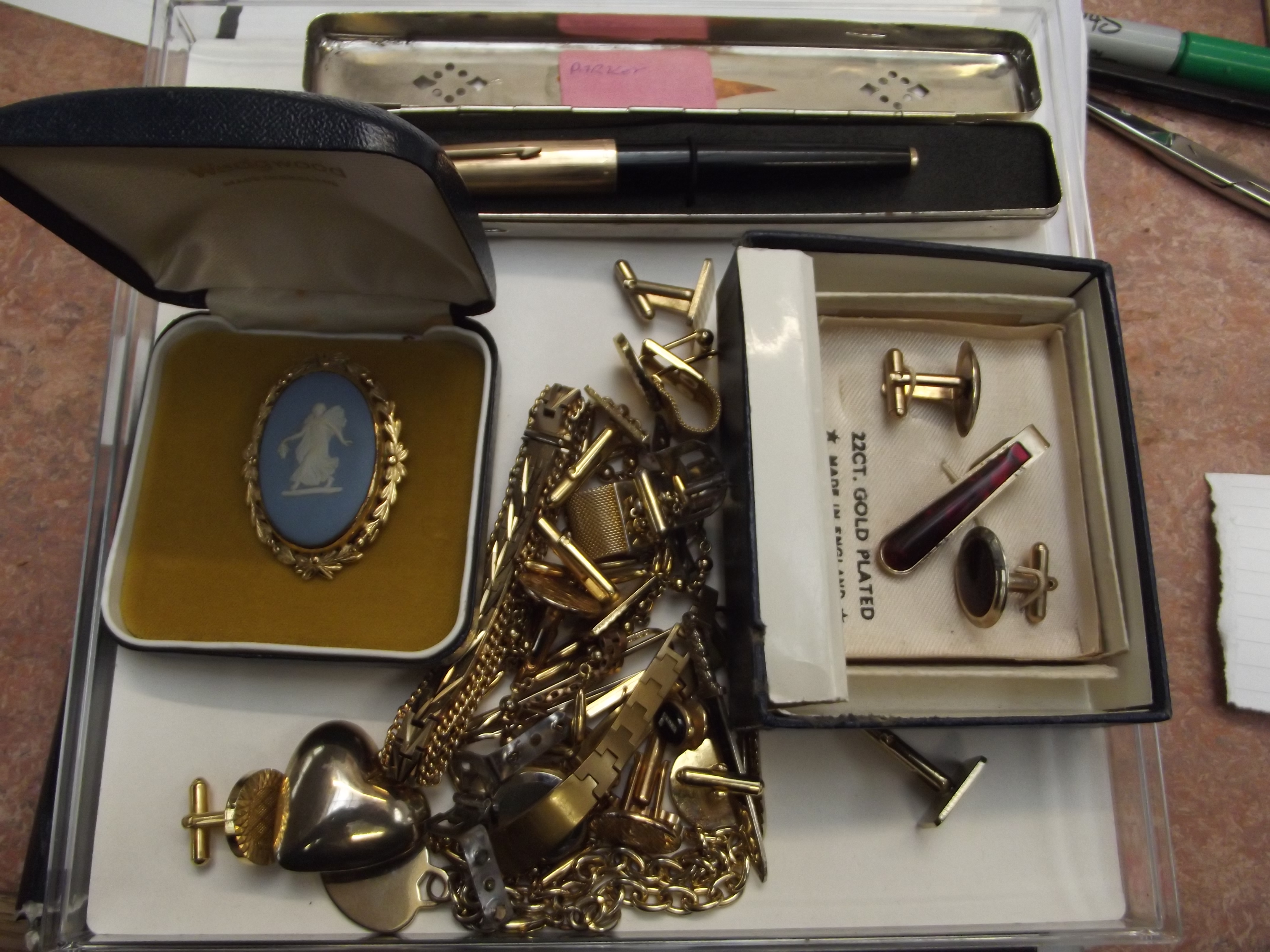 Collection of costume jewellery to include a Parke