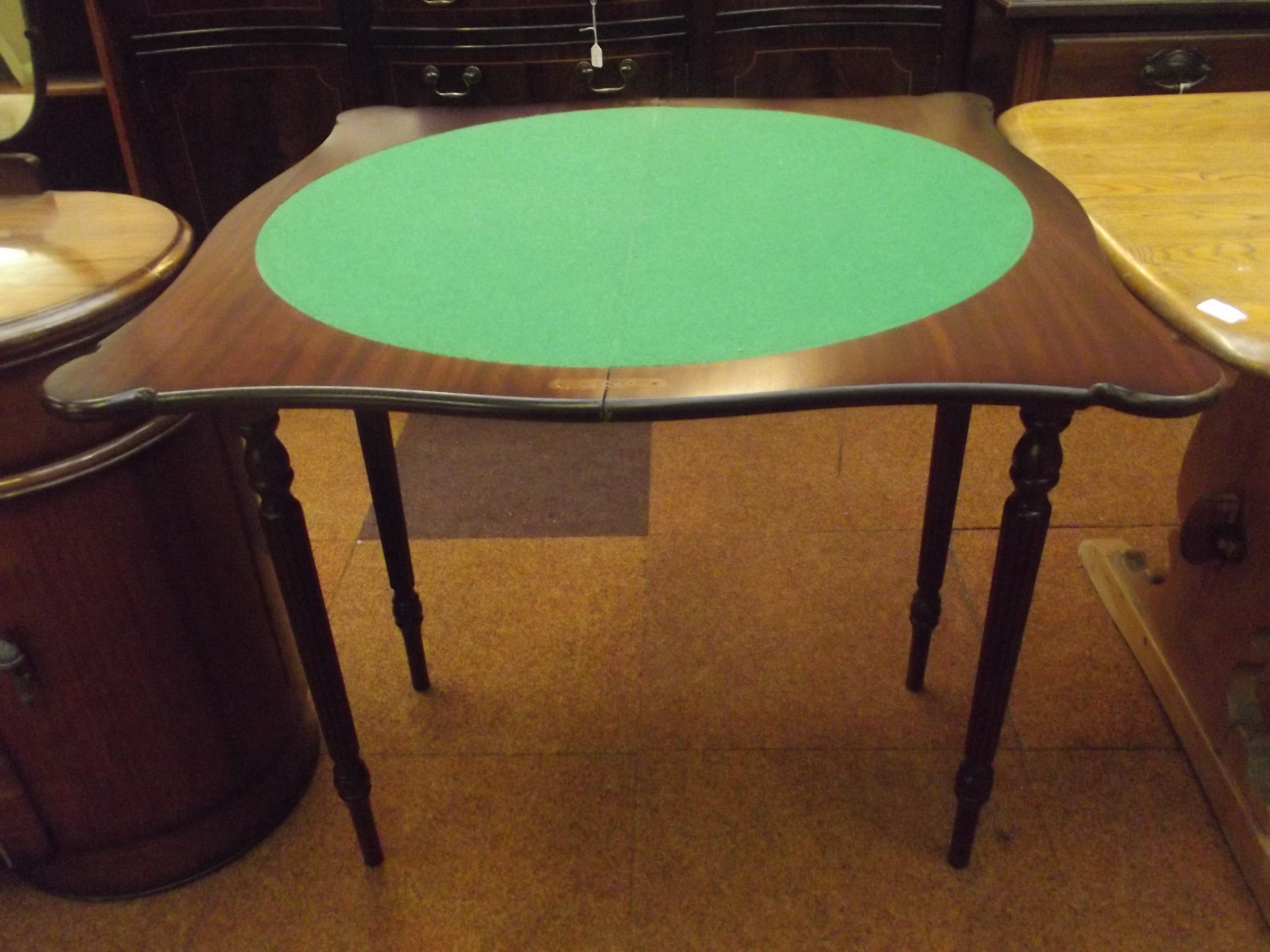 Very good quality folding card table