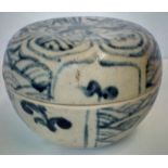 Chinese Hoi An Hoard small blue and white lidded p