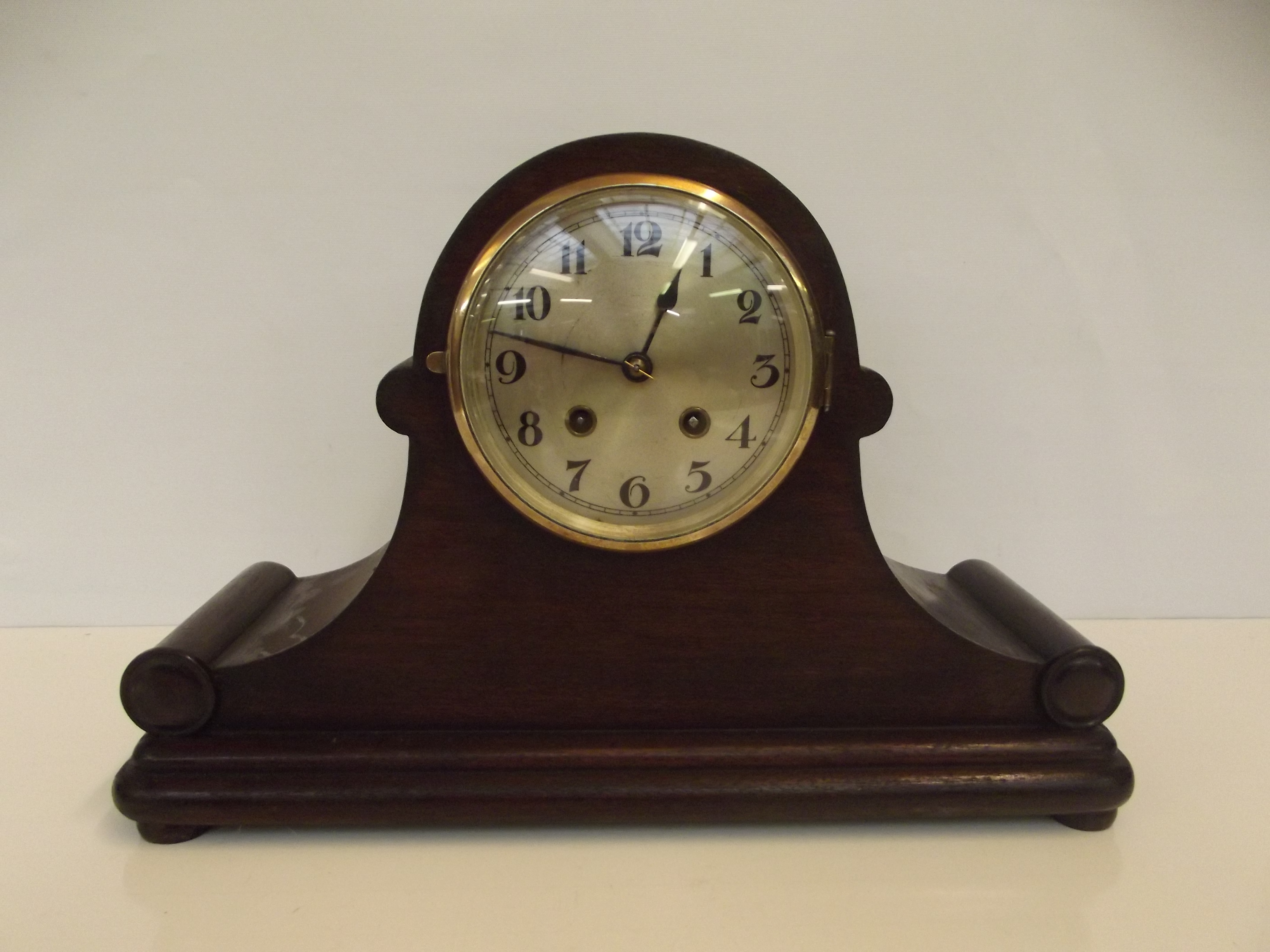 1930's Napoleon hat mantle clock